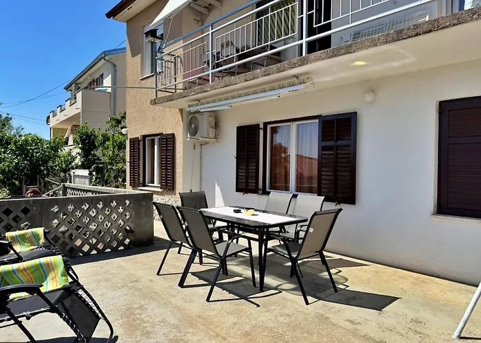 With Parking Space Silo, Krk - 18724 Appartamento