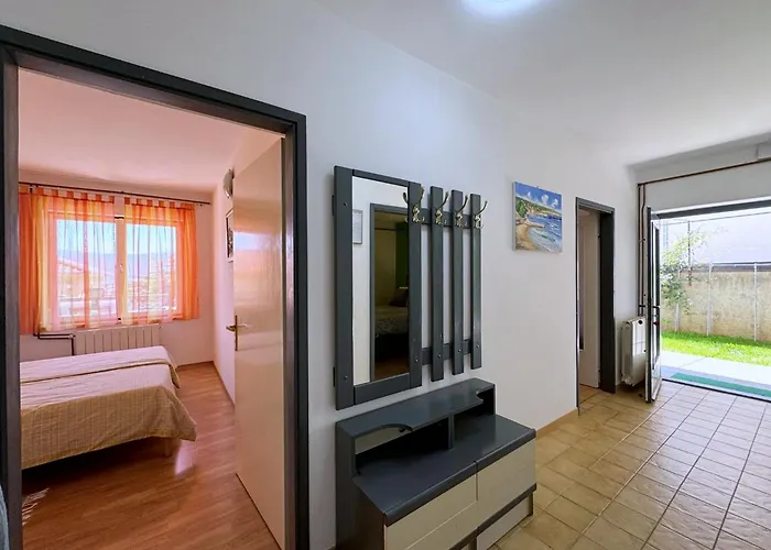 Διαμέρισμα With Parking Space Silo, Krk - 18724 *