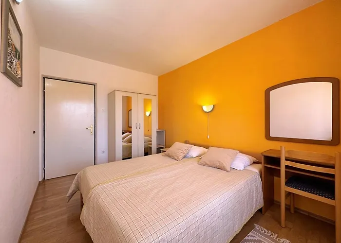 With Parking Space Silo, Krk - 18724 Daire Šilo