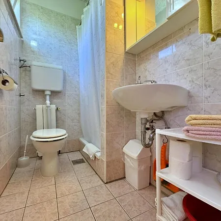 With A Parking Space Silo, Krk - 18724 Apartment *